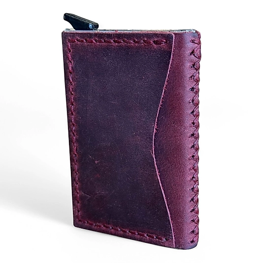 Metal Mekanizmalı El İşçiliği Deri Kartlık