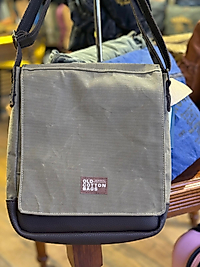 Old Cotton Kaliteli Su Geçirmez Kanvas Postacı Çantası Western Bag 25 cm x 30 cm